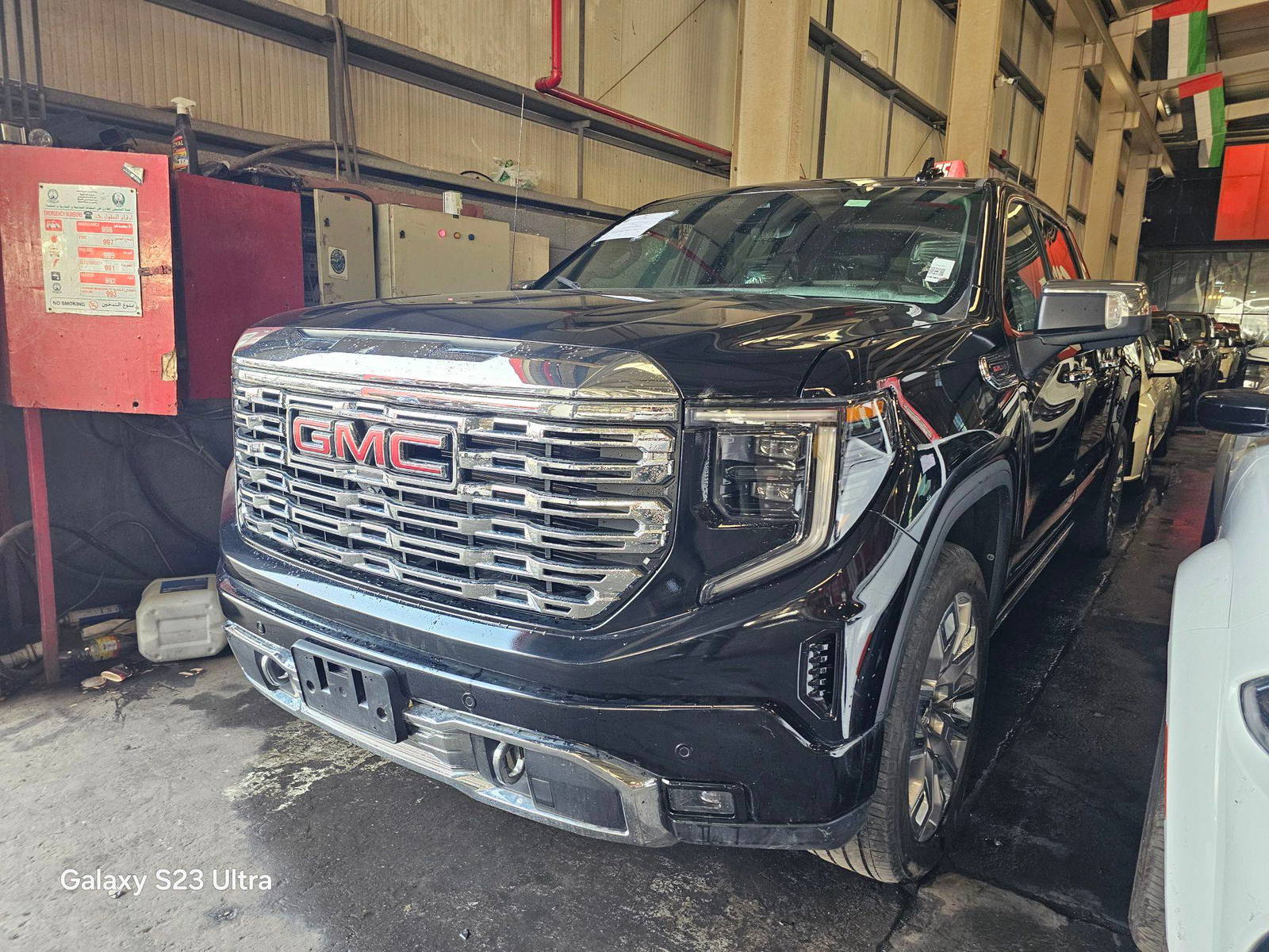GMC SIERRA, K1500 DENALI 2023 - Marhaba Auction Used Cars - Image 3