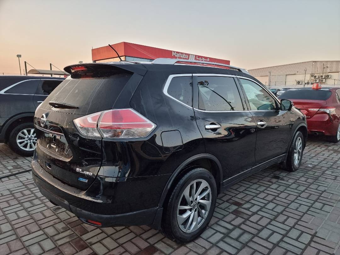 2015 NISSAN ROGUE — 229948 KM — Lot 215487 — Ind. 12 - Marhaba Auctions Used Cars - Image 4