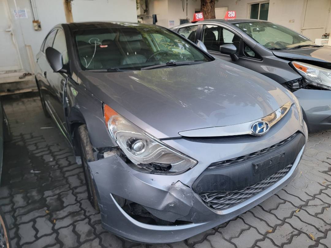 2015 HYUNDAI SONATA — 215536 Miles — Lot A128273 — Main - Marhaba Auctions Used Cars - Image 5