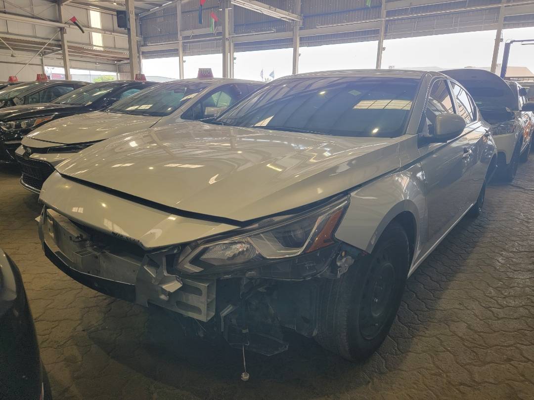 2020 NISSAN ALTIMA — 74282 Miles — Lot C128934 — Main - Marhaba Auctions Used Cars - Image 4