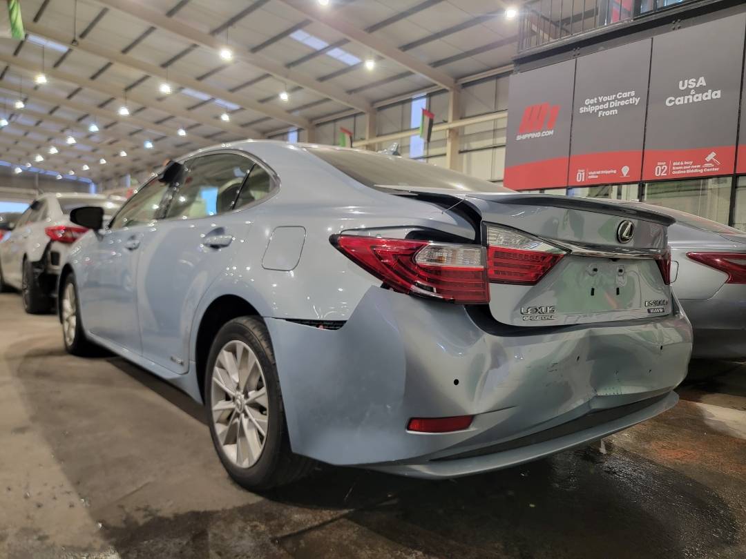 2013 LEXUS ES 300H — 163383 Miles — Lot 8D2009599 — Main - Marhaba Auctions Used Cars - Image 3