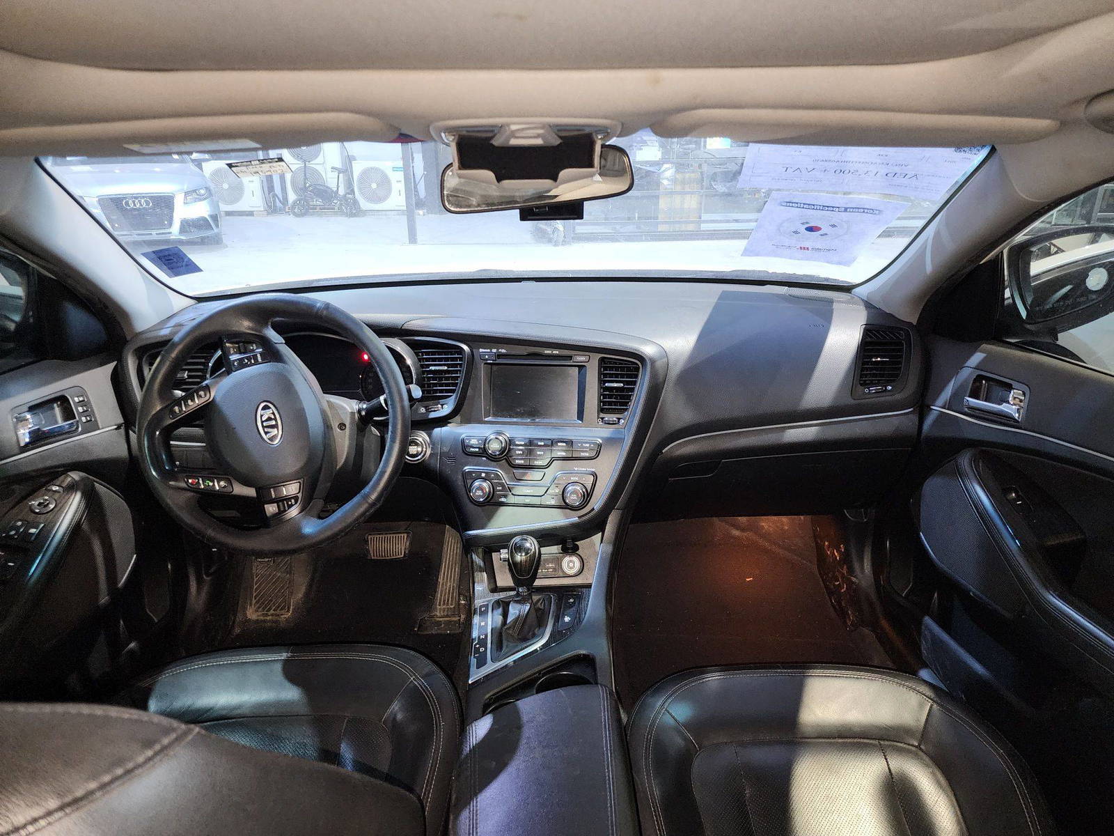 2011 KIA K5 — 195902 KM — Lot 058630 — Al Quoz - Marhaba Auctions Used Cars - Image 8