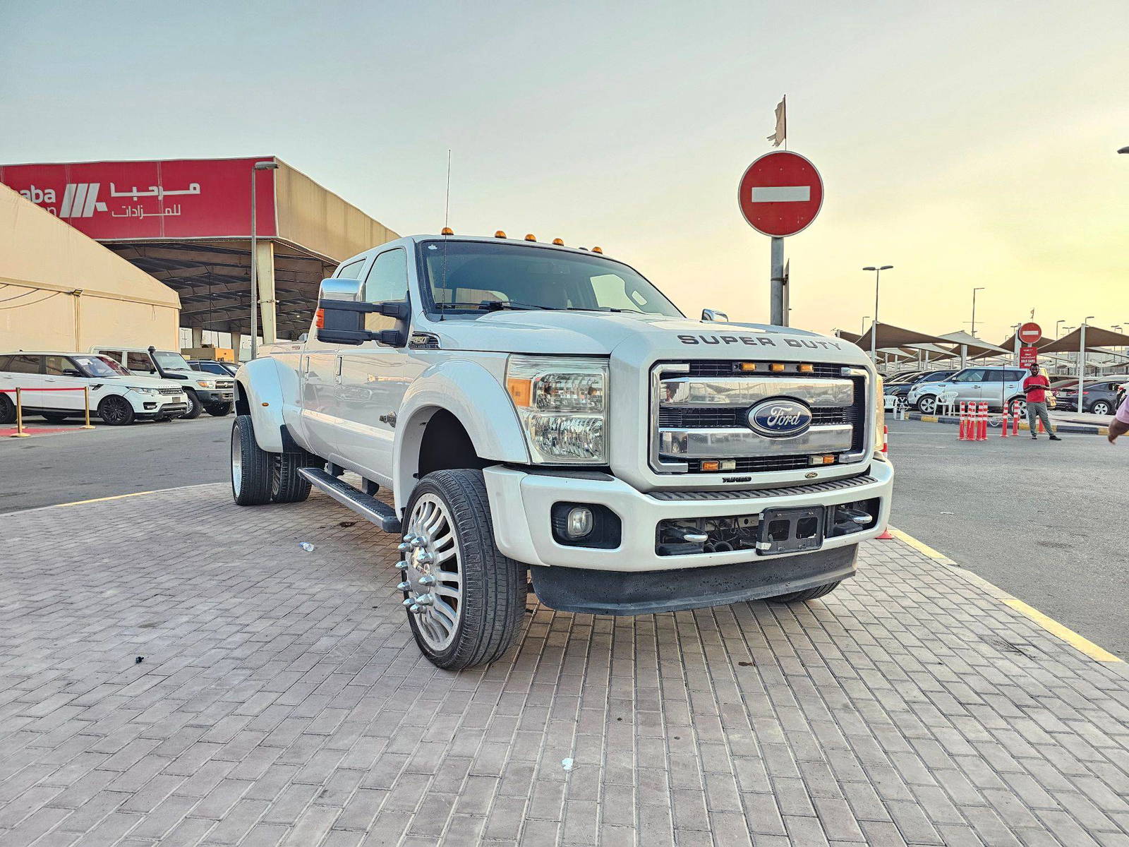 2011 FORD F450 — 168734 KM — Lot 2BEA51079 — Souq - Marhaba Auctions Used Cars - Image 3