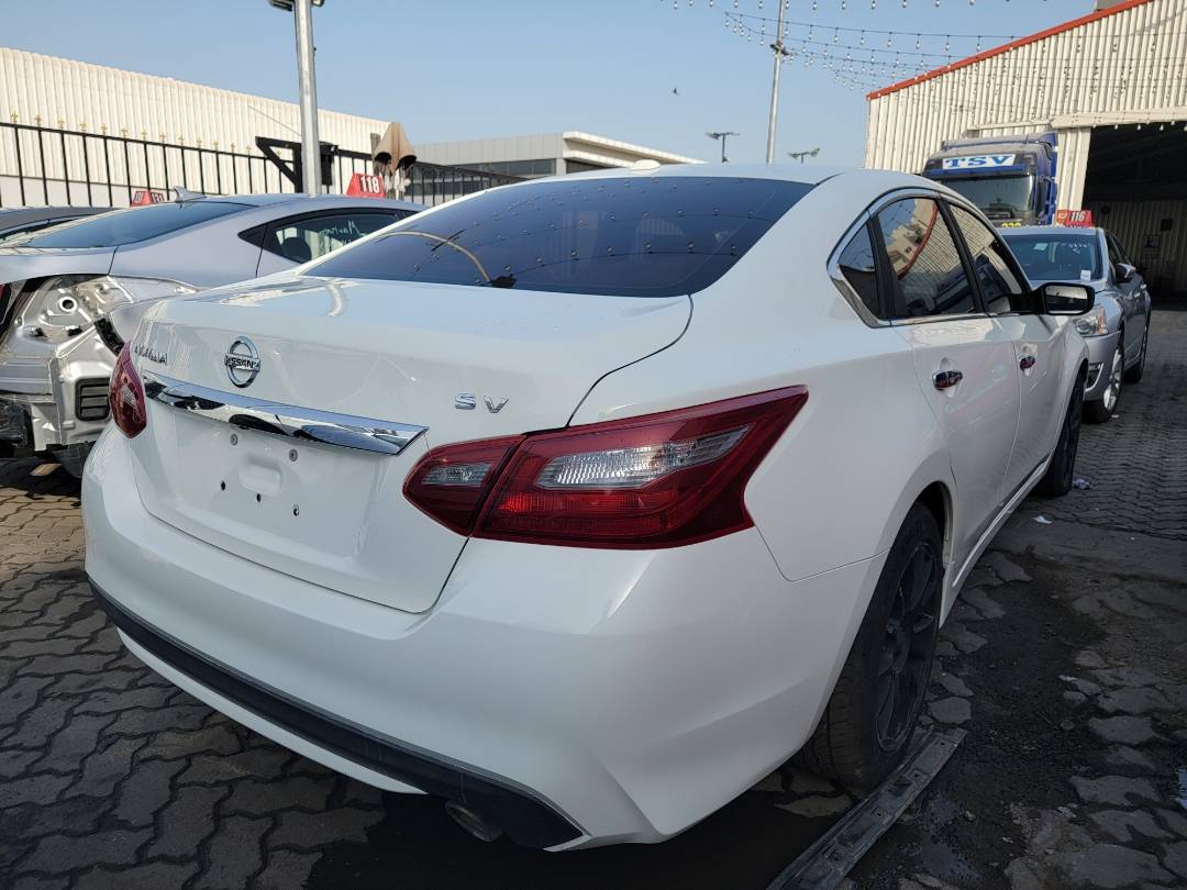 2018 NISSAN ALTIMA — 93908 Miles — Lot C177408 — Main - Marhaba Auctions Used Cars - Image 3