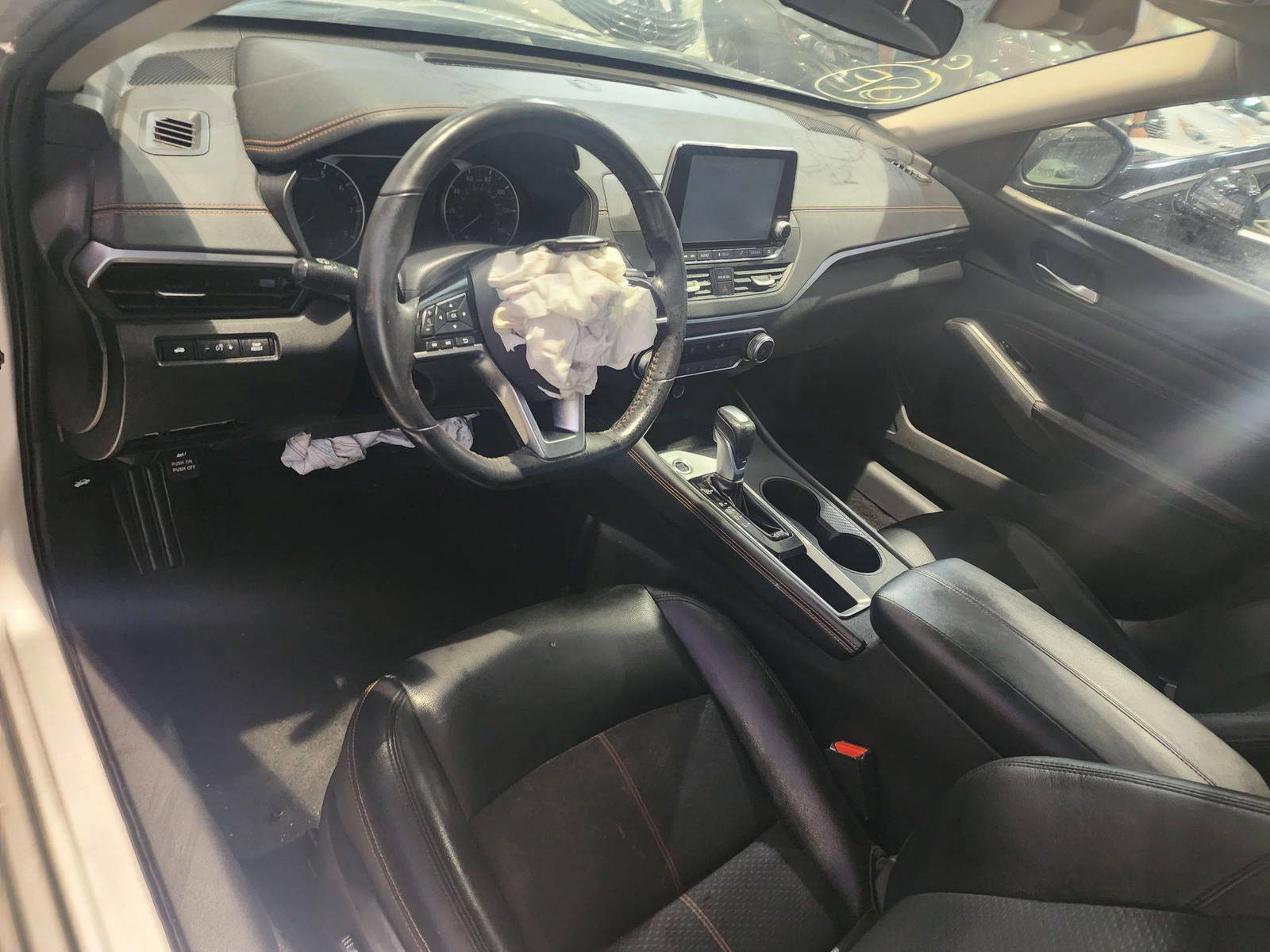2020 NISSAN ALTIMA — 87654 Miles — Lot 61661123 - Marhaba Auctions Used Cars - Image 4