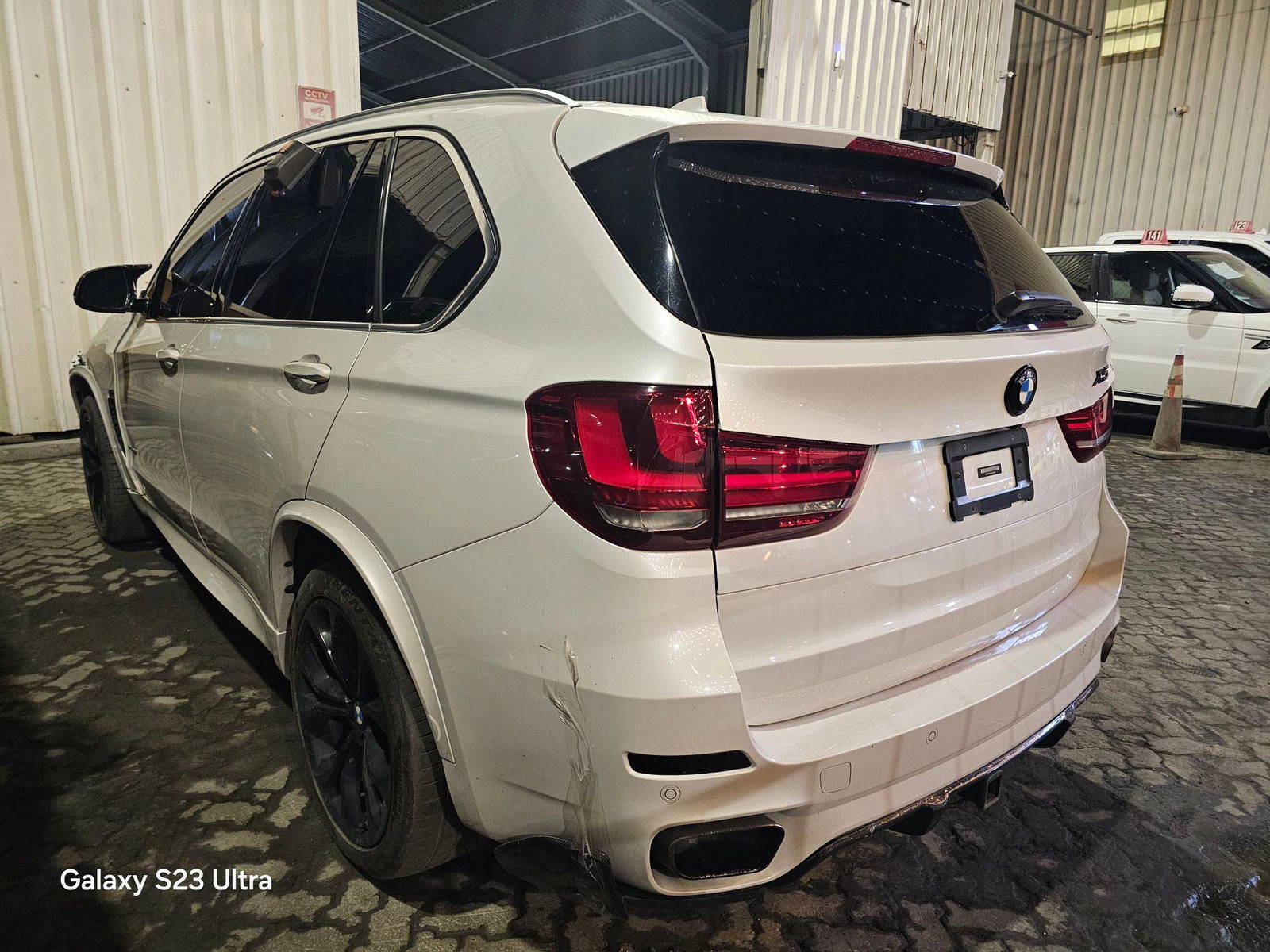 BMW X5 SDRIVE35I 2017 - Marhaba Auction Used Cars - Image 5