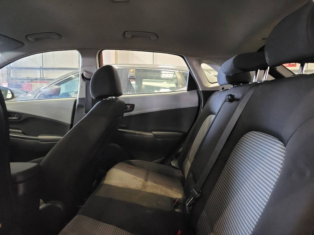 2019 HYUNDAI KONA — 107585 Miles — Lot U297431 — Main - Marhaba Auctions Used Cars - Image 8
