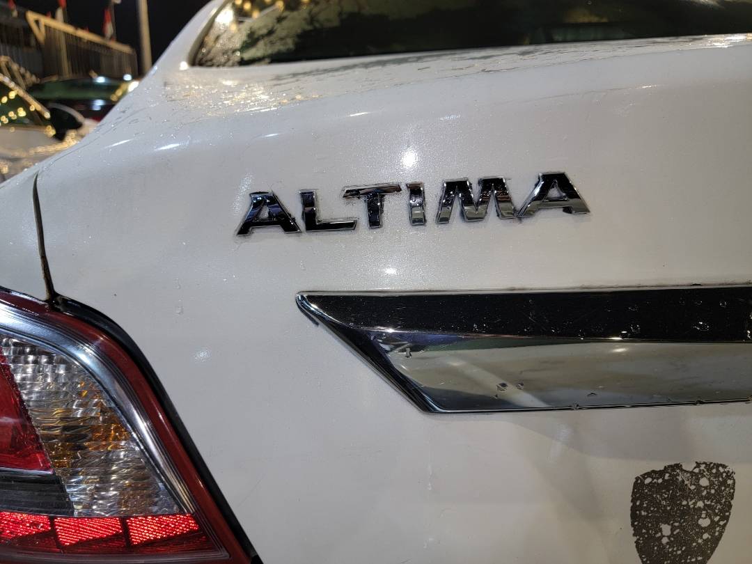 2013 NISSAN ALTIMA — 213220 Miles — Lot 66200393 - Marhaba Auctions Used Cars - Image 8
