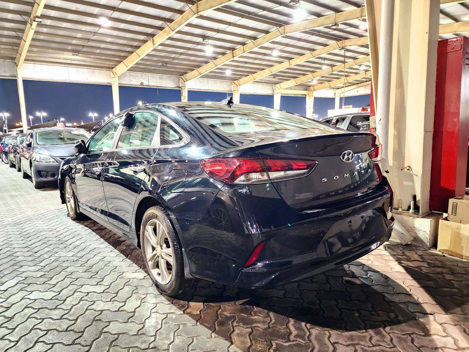 2018 HYUNDAI SONATA — 88904 Miles — Lot 72269594 — Souq - Marhaba Auctions Used Cars - Image 5