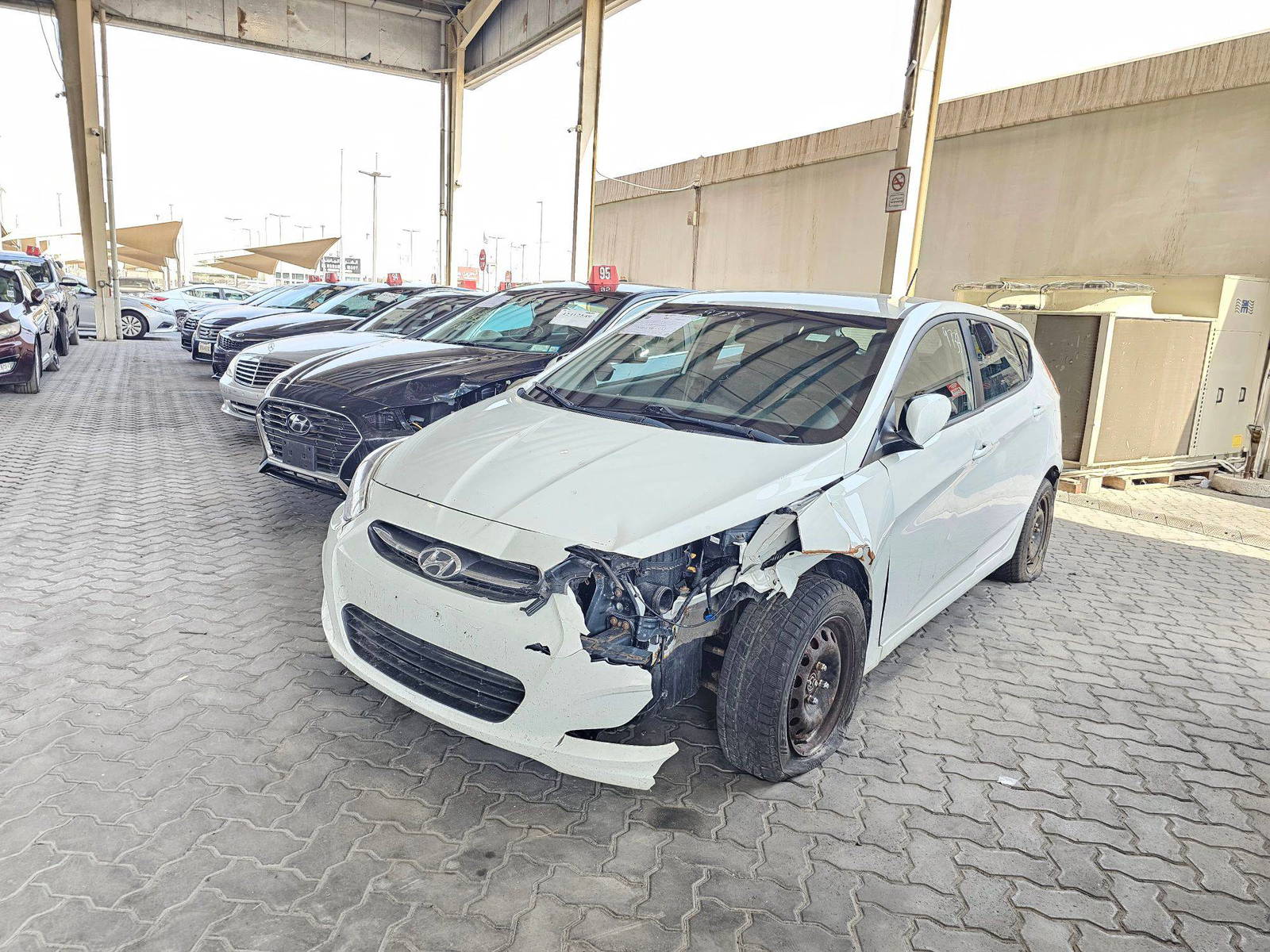 HYUNDAI ACCENT 2016 - Marhaba Auction Used Cars - Image 5