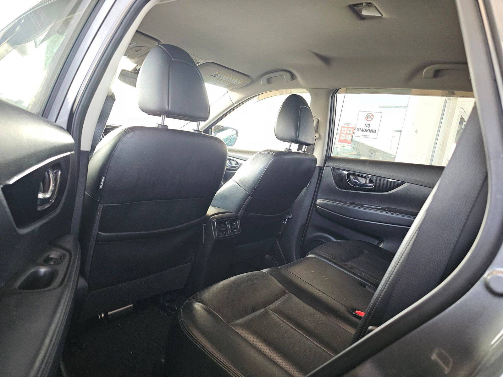 NISSAN ROGUE 2018 - Marhaba Auction Used Cars - Image 5