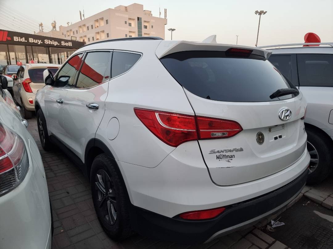 2016 HYUNDAI SANTA FE — 107210 Miles — Lot 124578 — Main - Marhaba Auctions Used Cars - Image 4