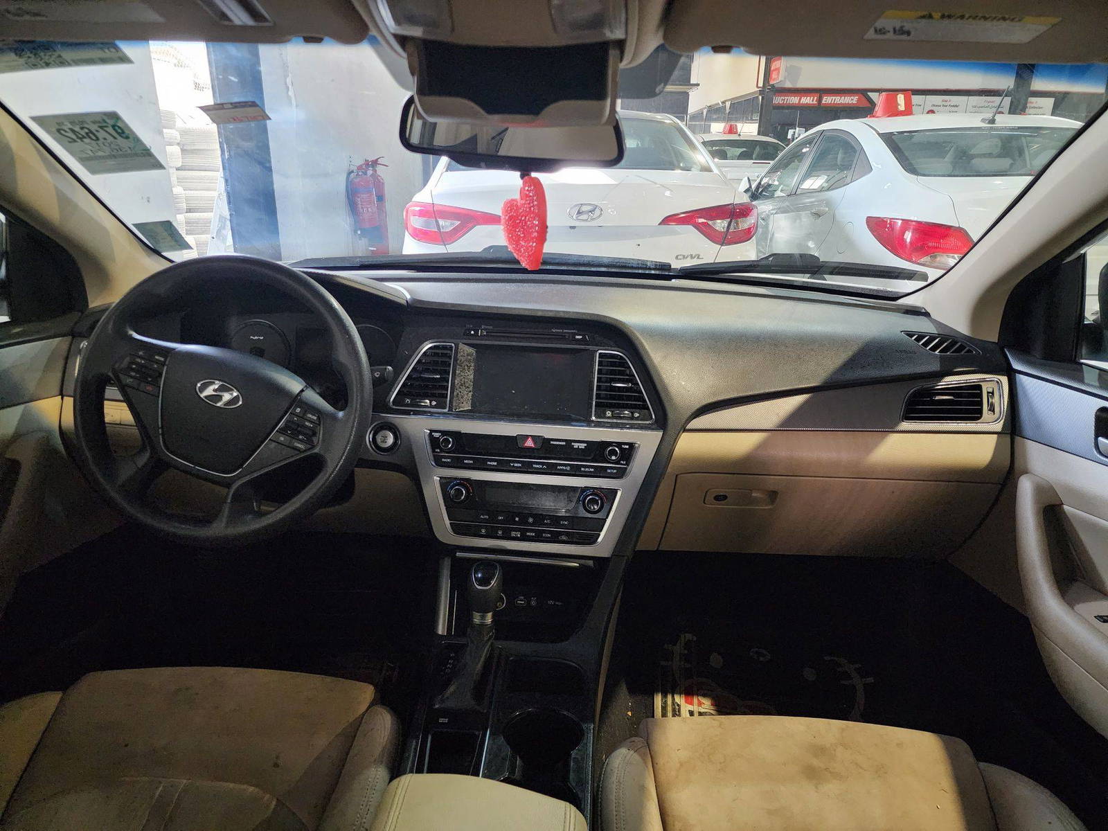 2017 HYUNDAI SONATA — 136747 Miles — Lot 3935252 — Al Quoz - Marhaba Auctions Used Cars - Image 11