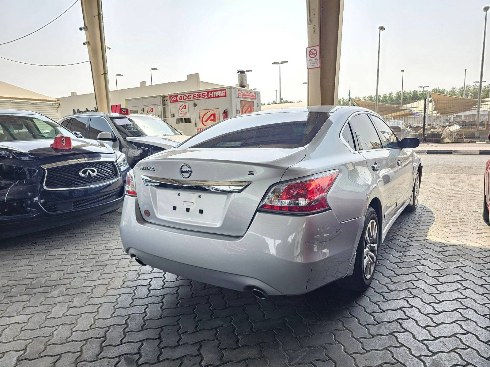 2015 NISSAN ALTIMA — 189789 Miles — Lot 1FC591851 — Souq - Marhaba Auctions Used Cars - Image 3