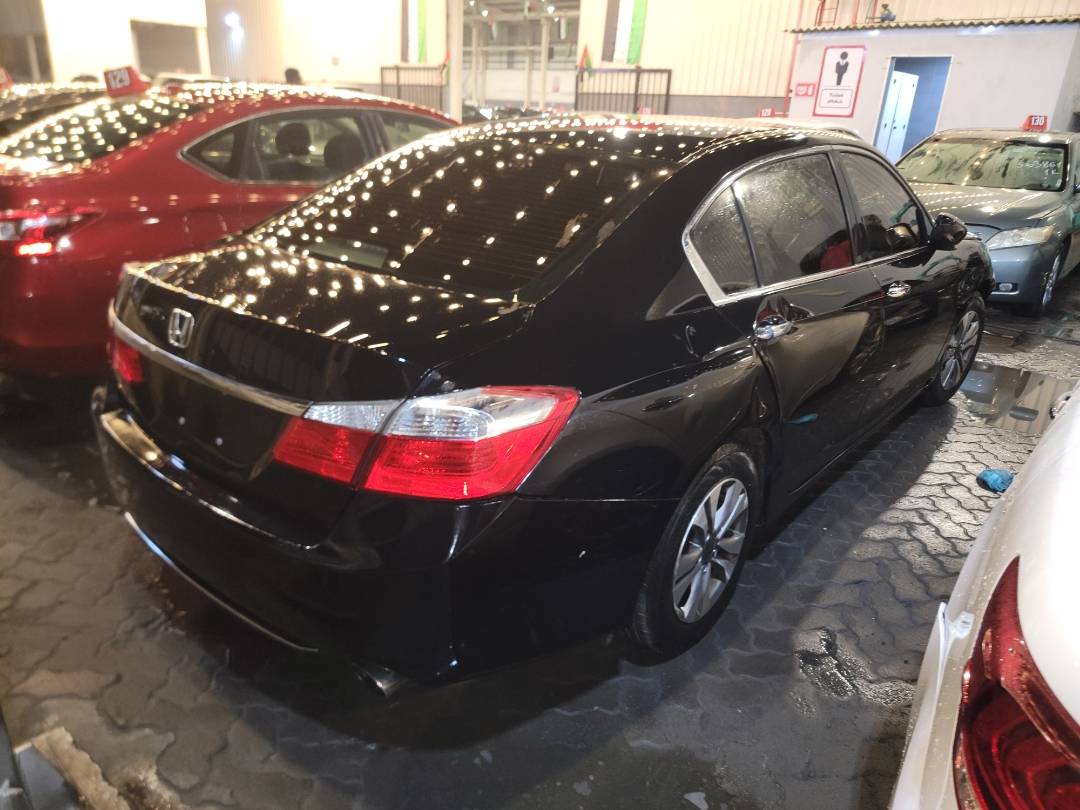 2015 HONDA ACCORD — 247339 Miles — Lot 65978233 - Marhaba Auctions Used Cars - Image 4