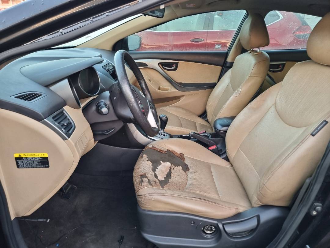 2011 HYUNDAI ELANTRA — 272109 Miles — Lot 215478 — Ind. 12 - Marhaba Auctions Used Cars - Image 8