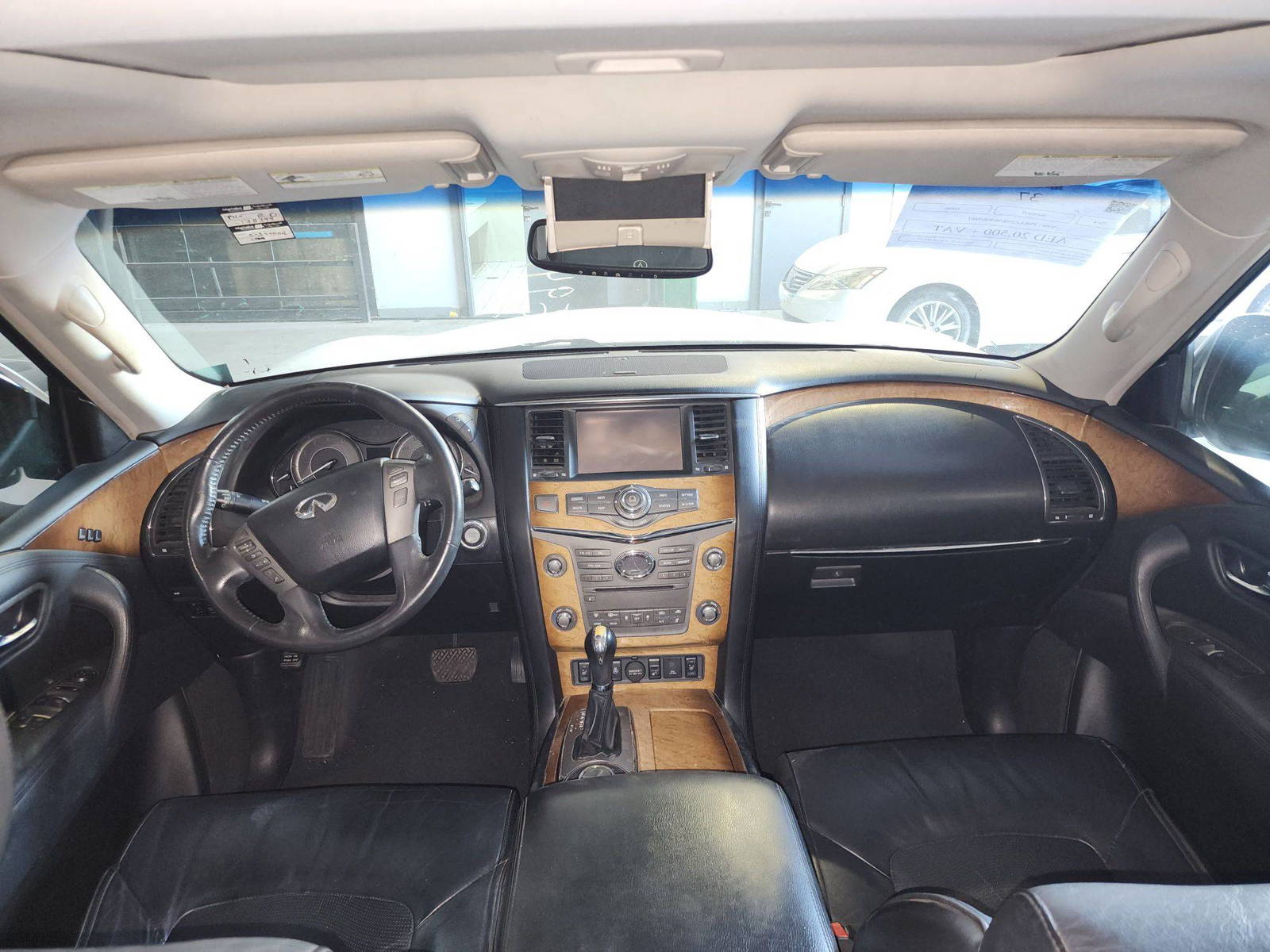 2014 INFINITI QX80 — 178399 Miles — Lot 9065947 — Souq - Marhaba Auctions Used Cars - Image 9