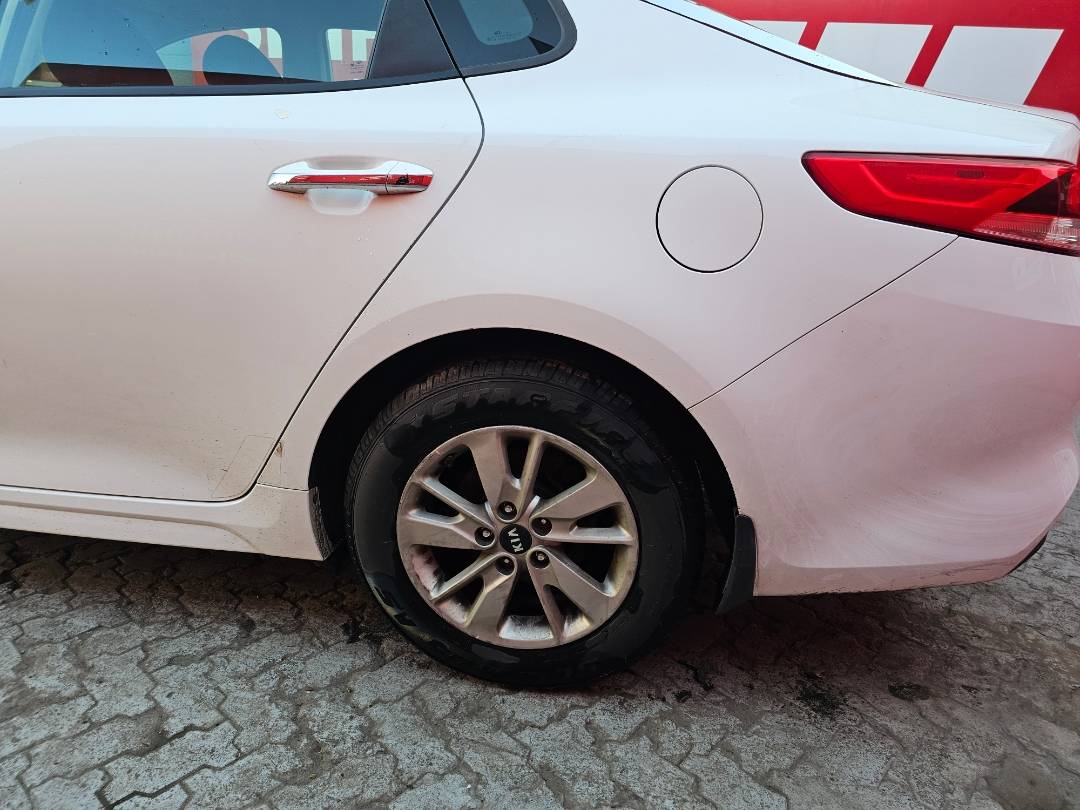 2016 KIA OPTIMA — 153985 Miles — Lot G038350 — Main - Marhaba Auctions Used Cars - Image 10