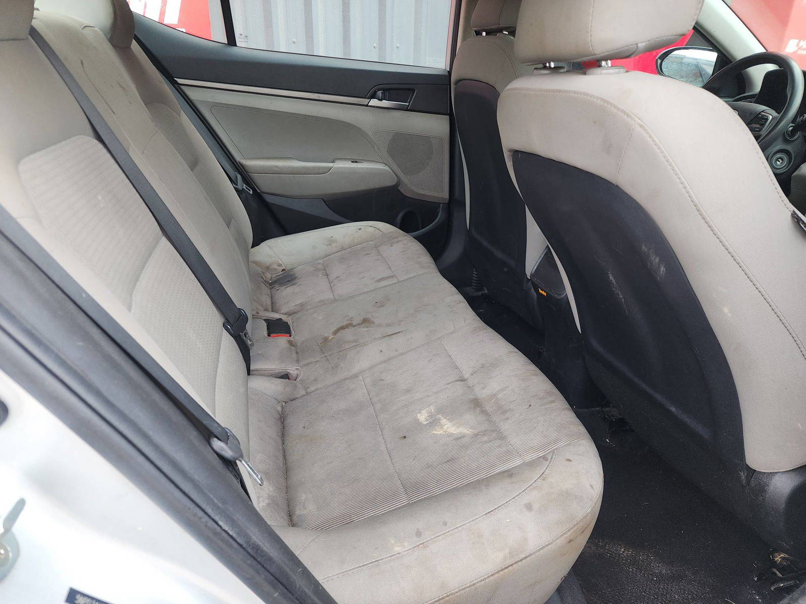 HYUNDAI ELANTRA 2017 - Marhaba Auction Used Cars - Image 7