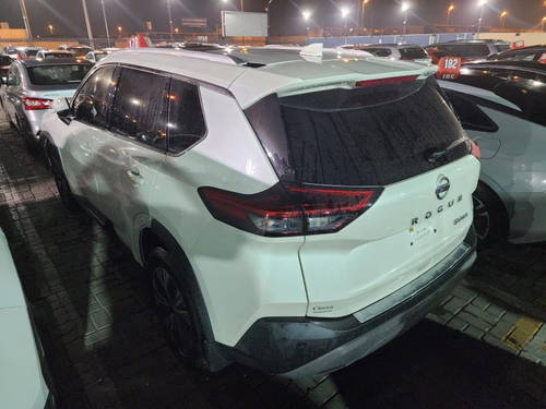 2021 NISSAN ROGUE at Marhaba Auctions