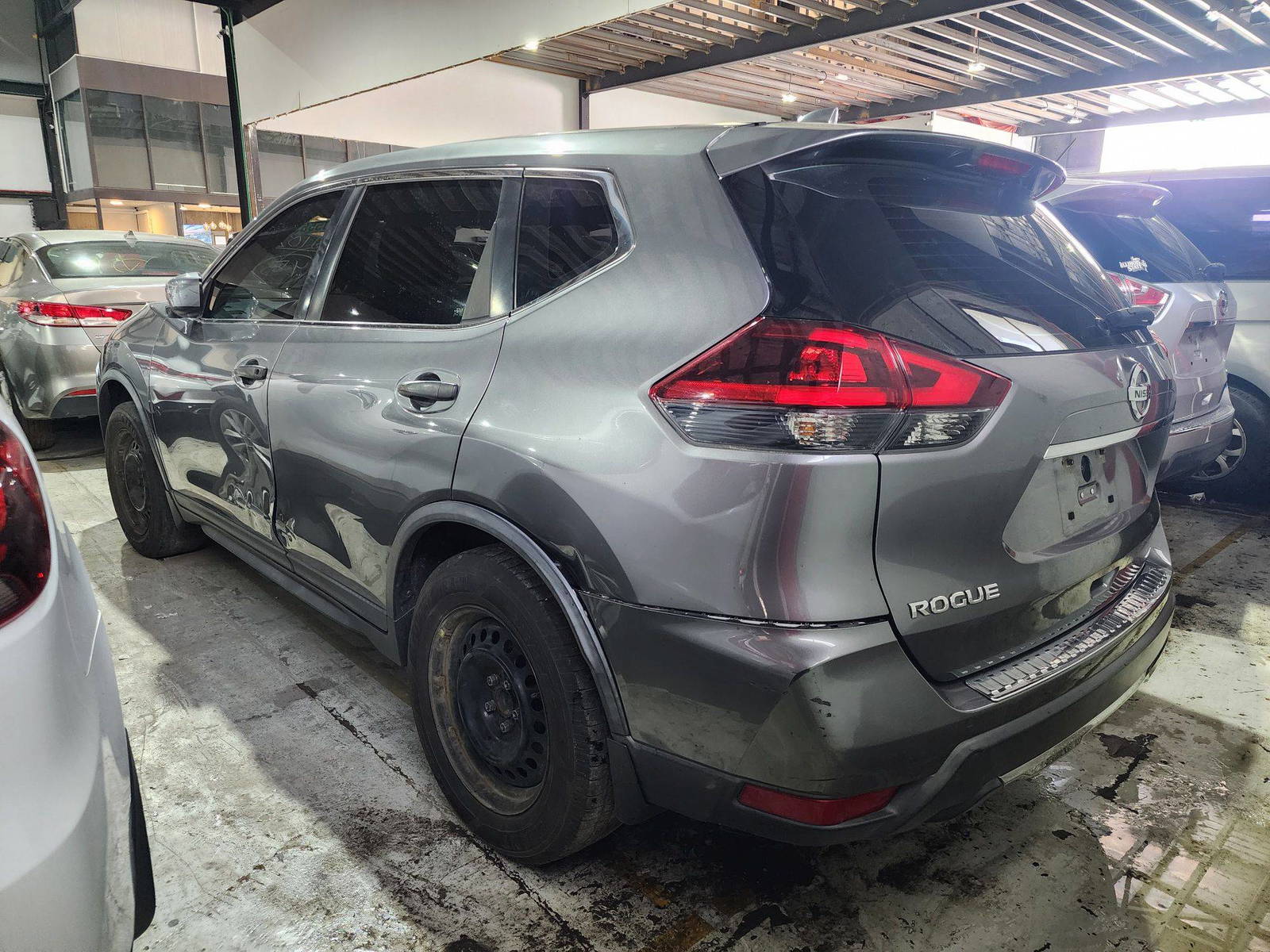 2018 NISSAN ROGUE — 156954 Miles — Lot 511023 — Al Quoz - Marhaba Auctions Used Cars - Image 5