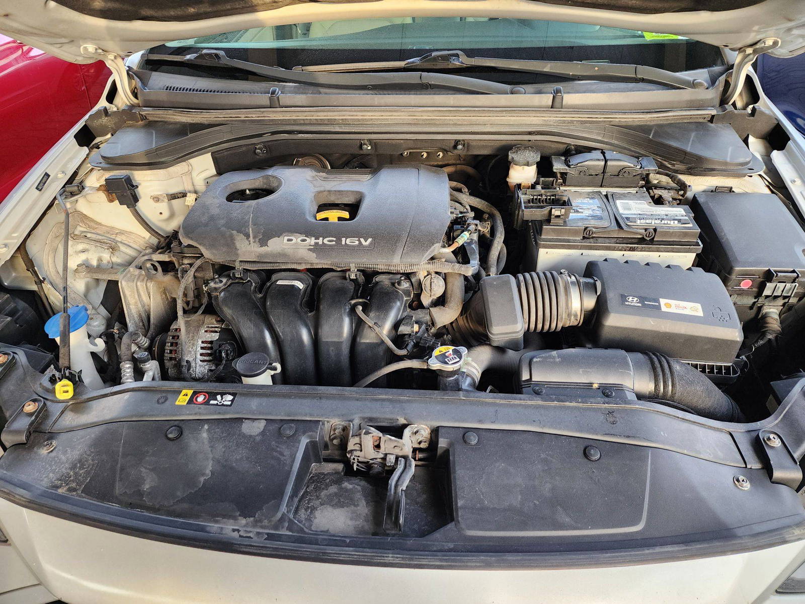 2017 HYUNDAI ELANTRA — 140281 Miles — Lot 633400 — Souq - Marhaba Auctions Used Cars - Image 12