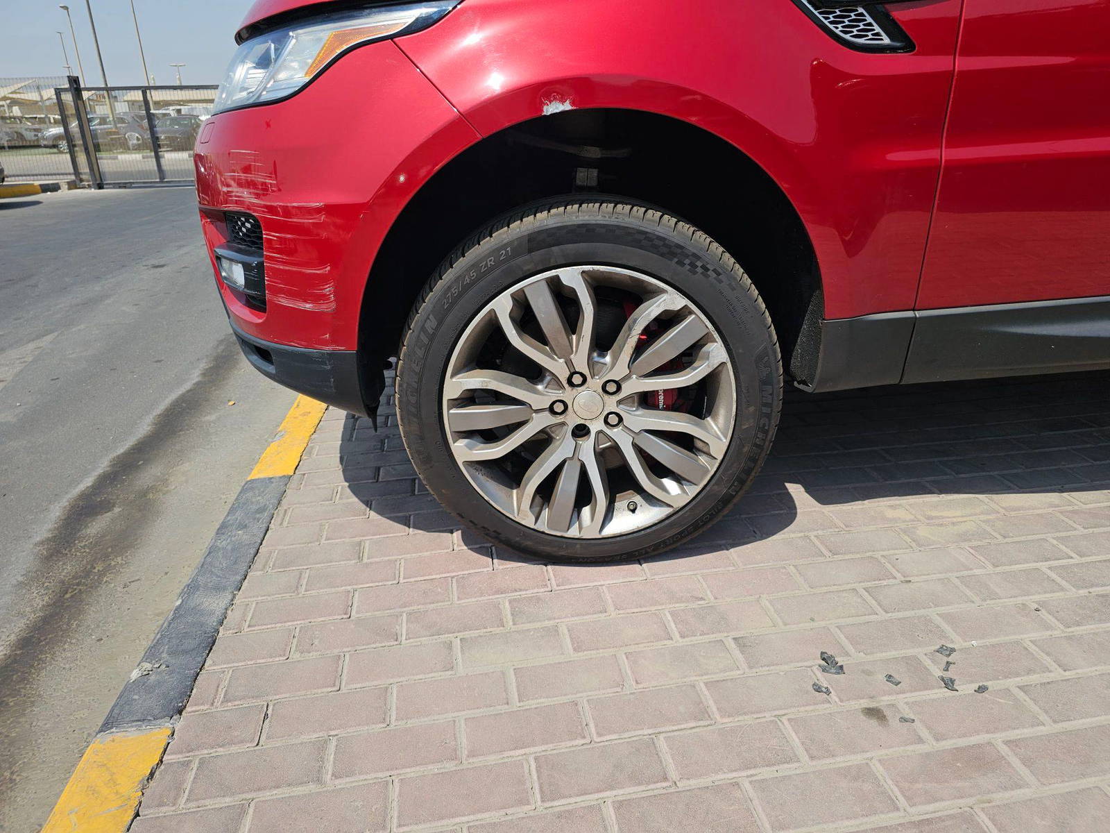 2014 LAND ROVER RANGE ROVER SPORT — 135450 Miles — Lot A370261 — Souq - Marhaba Auctions Used Cars - Image 9