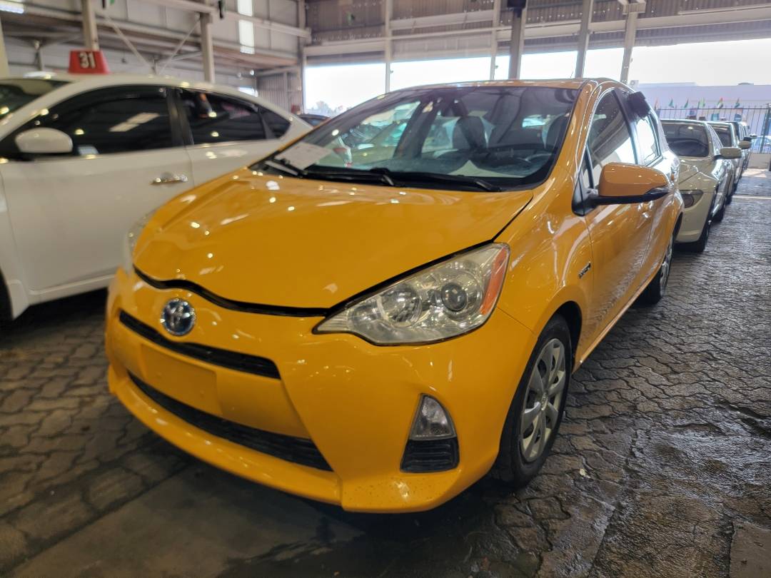 2014 TOYOTA PRIUS C — 155838 Miles — Lot 1078965 — Main - Marhaba Auctions Used Cars - Image 5