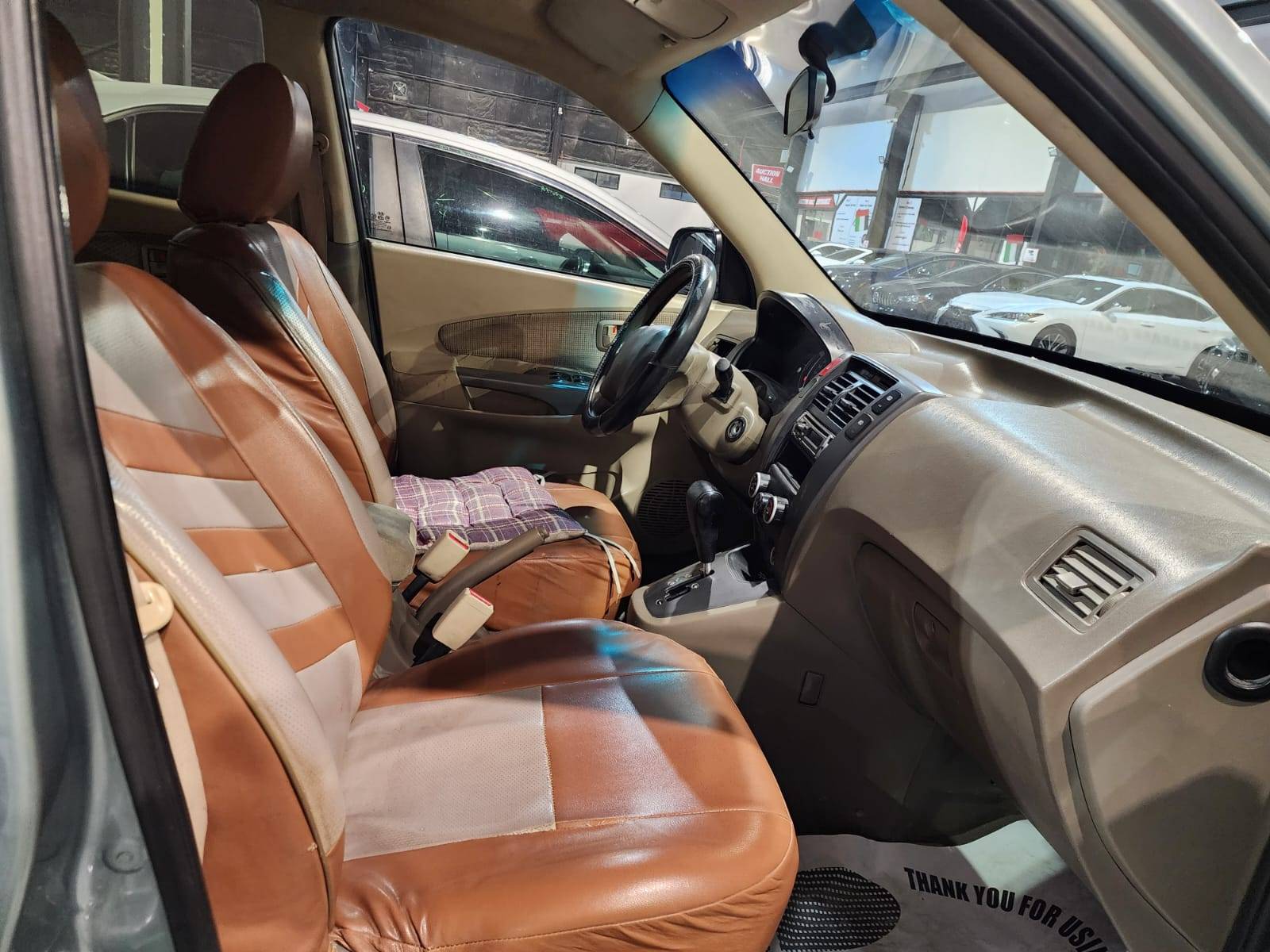 2008 HYUNDAI TUCSON — 284203 KM — Lot 787548 — Al Quoz - Marhaba Auctions Used Cars - Image 9