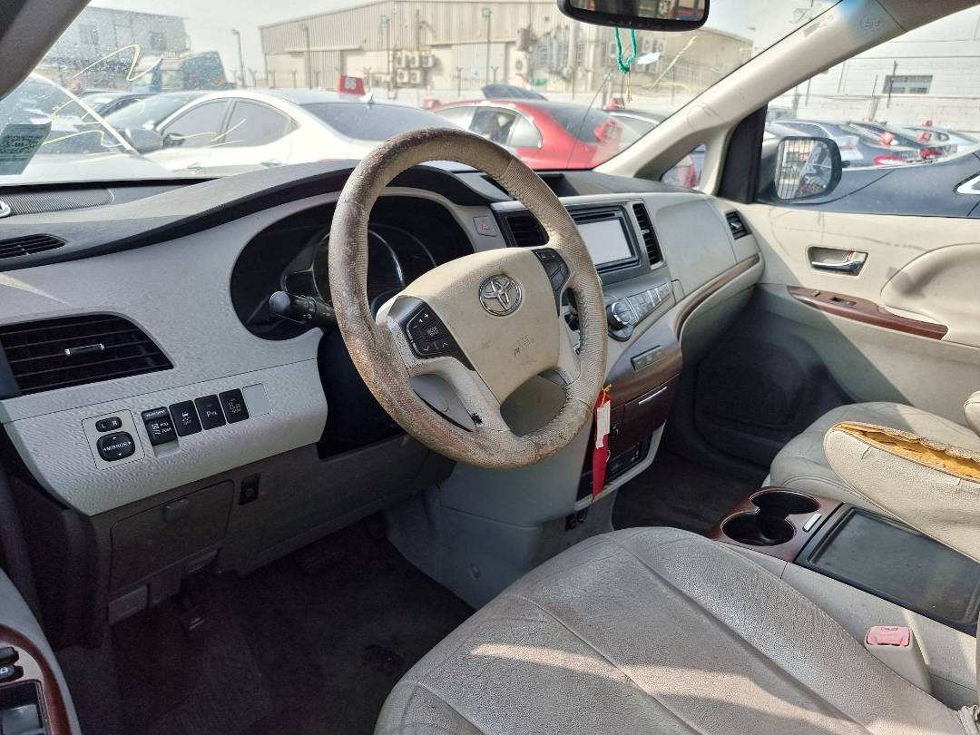 2013 TOYOTA SIENNA — 228677 Miles — Lot 215487 — Ind. 12 - Marhaba Auctions Used Cars - Image 6