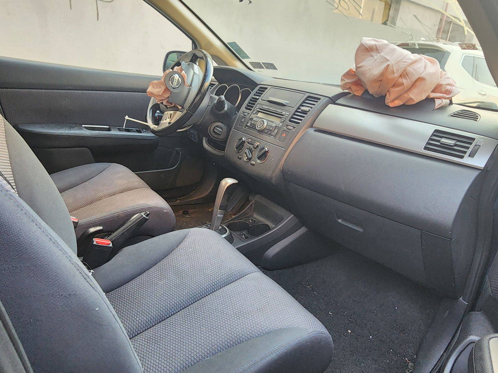 2007 NISSAN VERSA — 150862 Miles — Lot 449905 — Al Quoz - Marhaba Auctions Used Cars - Image 8