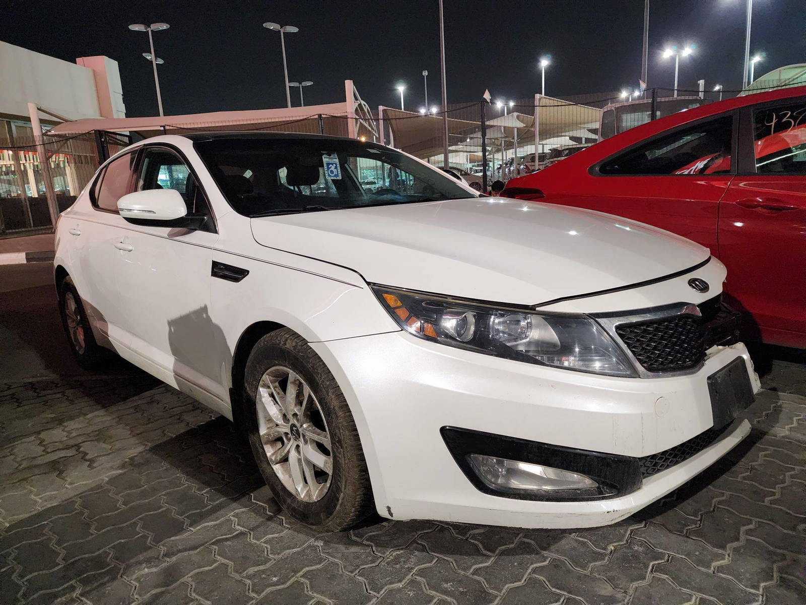 2011 KIA OPTIMA — 253770 KM — Lot 203130 — Souq - Marhaba Auctions Used Cars - Image 8