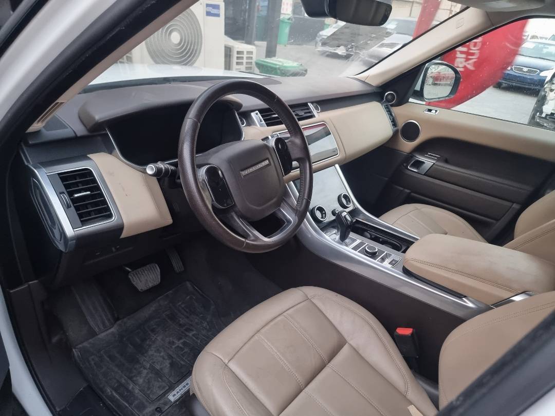 LAND ROVER RANGE ROVER SPORT 2019 - Marhaba Auction Used Cars - Image 8