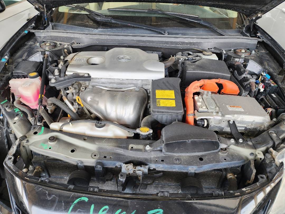 2013 LEXUS ES 300H — 105229 Miles — Lot 38390015 — Souq - Marhaba Auctions Used Cars - Image 12