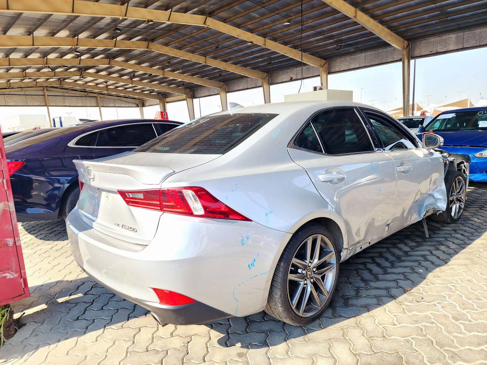 2015 LEXUS IS 250 — 117 576 Miles — Lot 5015859 — Souq - Marhaba Auctions Used Cars - Image 3