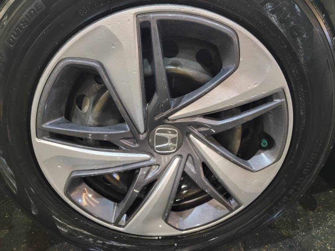 2020 HONDA CIVIC — 61079 Miles — Lot H511881 - Marhaba Auctions Used Cars - Image 10