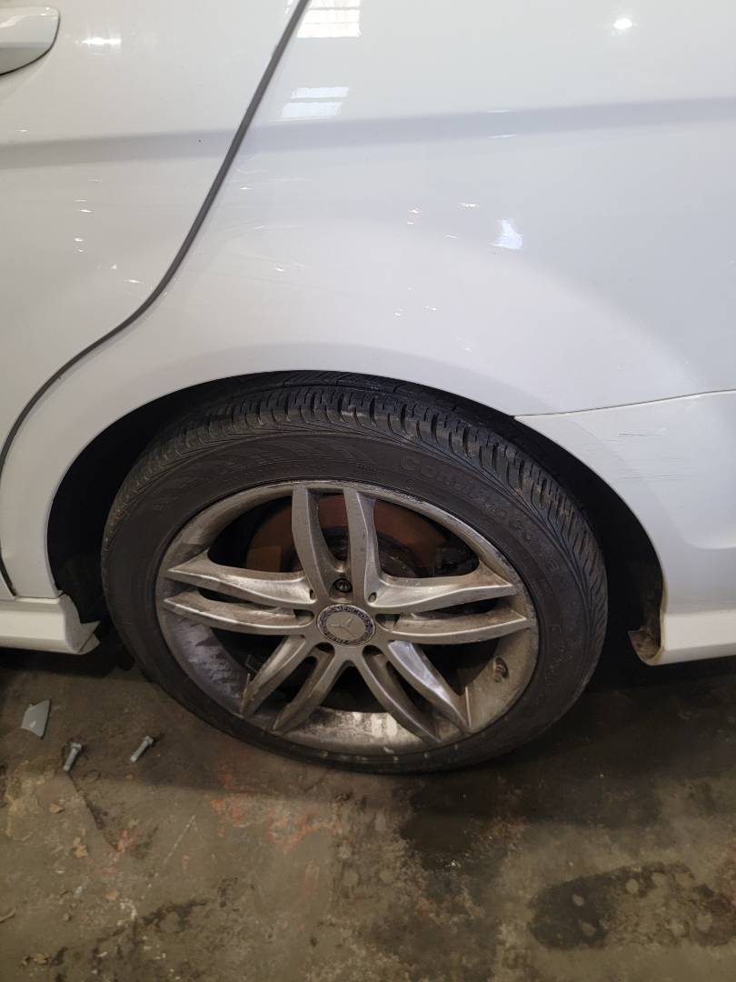 MERCEDES BENZ C300 2013 - Marhaba Auction Used Cars - Image 9