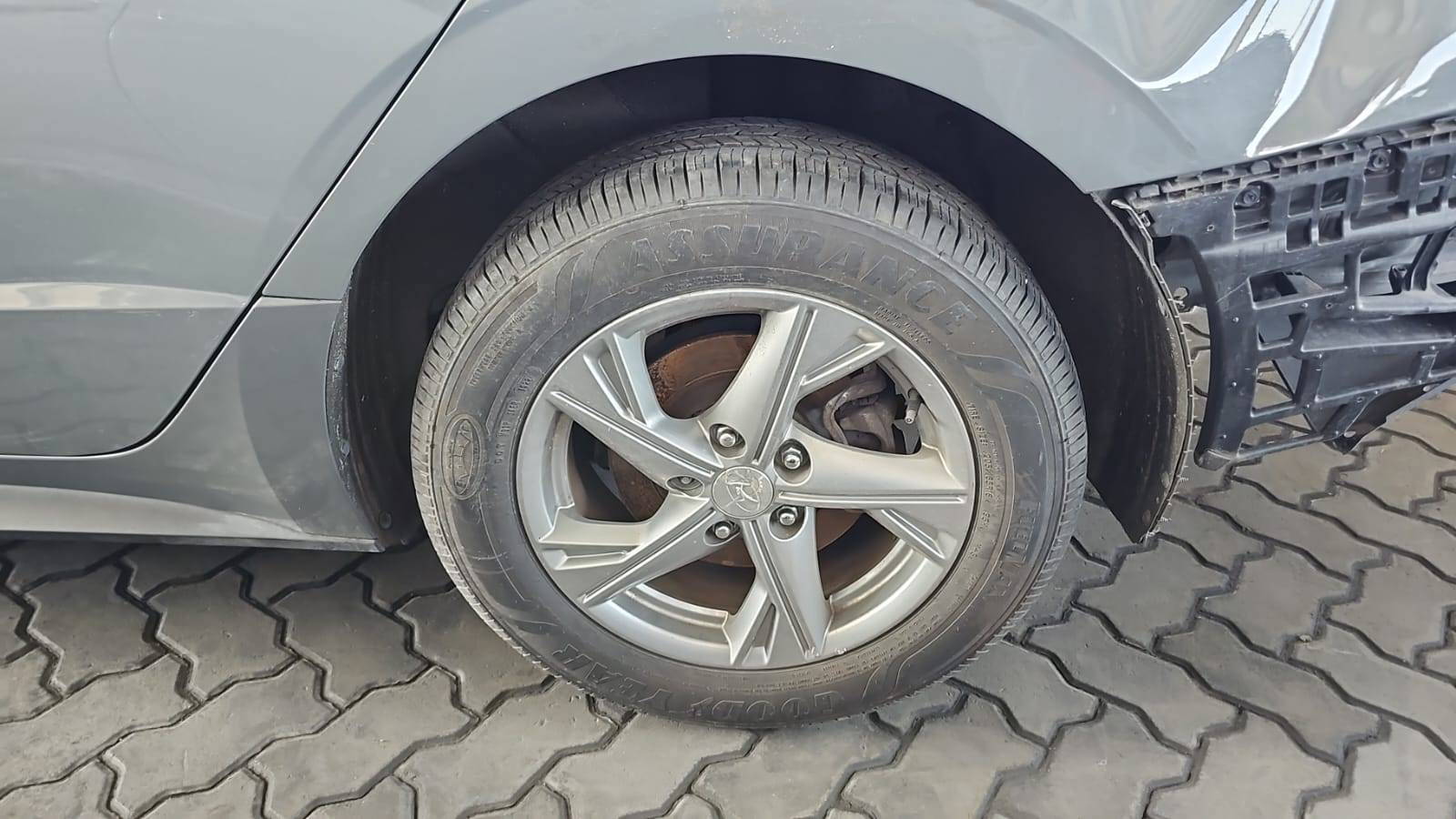 HYUNDAI SONATA 2021 - Marhaba Auction Used Cars - Image 3