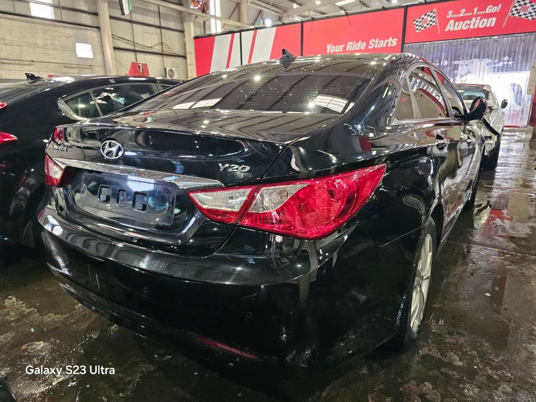 HYUNDAI SONATA 2011 - Marhaba Auction Used Cars - Image 3