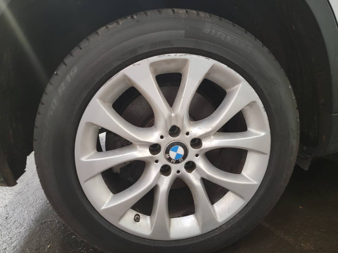 2016 BMW X5 M50I — 104807 Miles — Lot G0J83031 - Marhaba Auctions Used Cars - Image 4