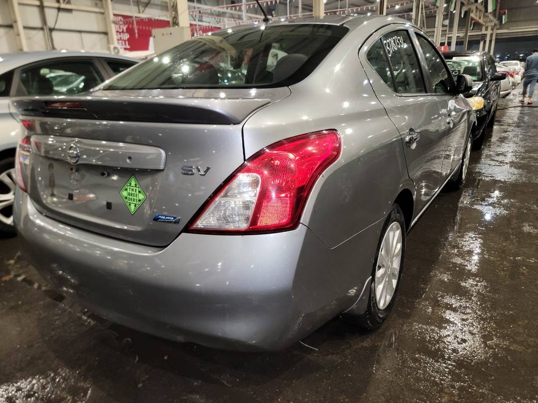 2013 NISSAN VERSA — 92561 Miles — Lot 37787336 - Marhaba Auctions Used Cars - Image 4