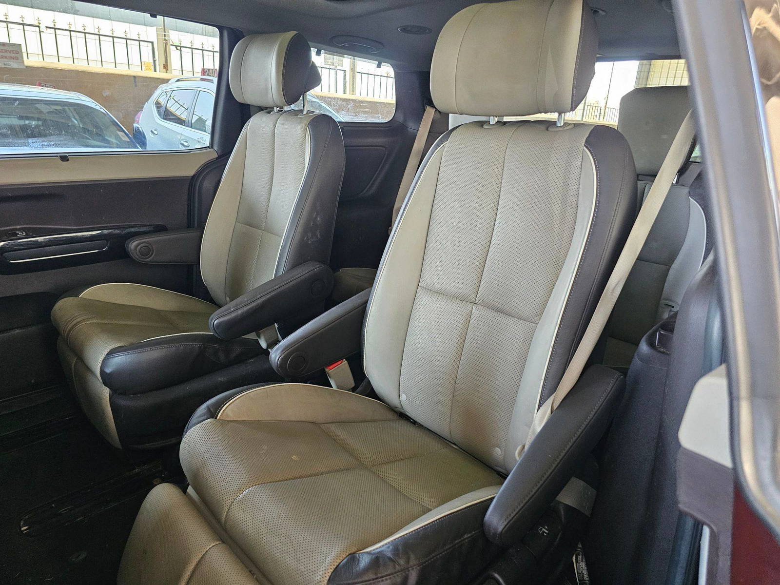 KIA SEDONA 2015 - Marhaba Auction Used Cars - Image 9