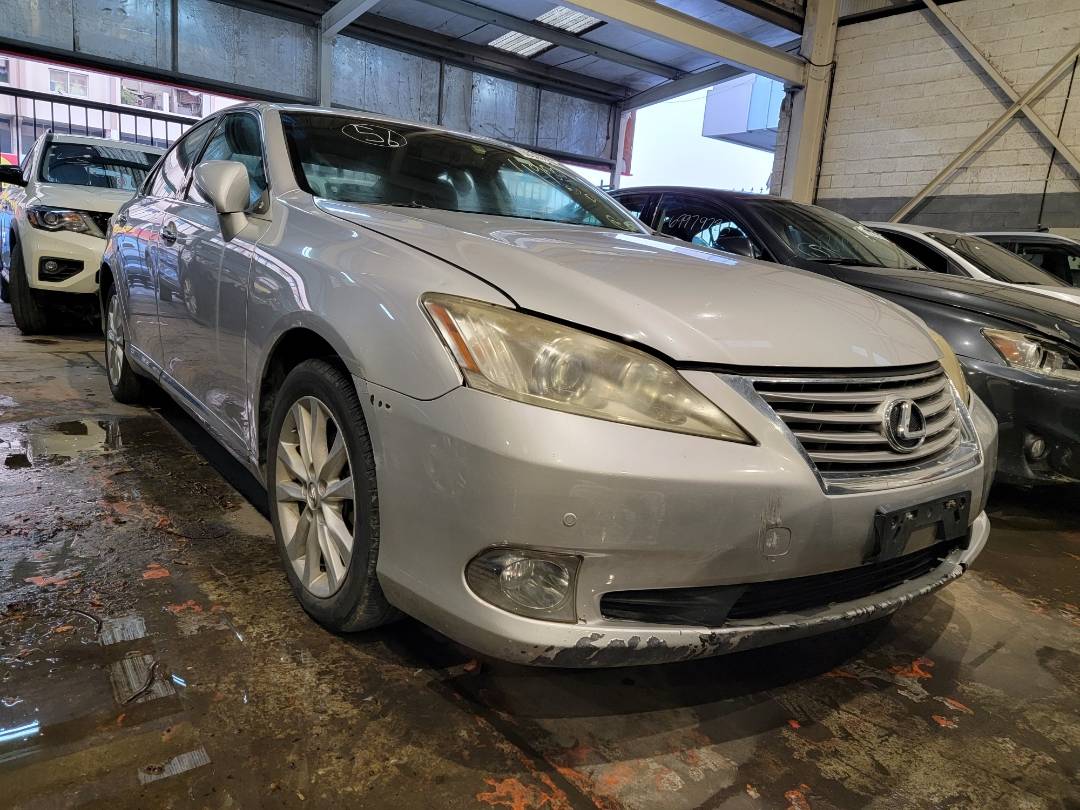 2011 LEXUS ES 350 — 126899 Miles — Lot 2461900 — Main - Marhaba Auctions Used Cars - Image 4