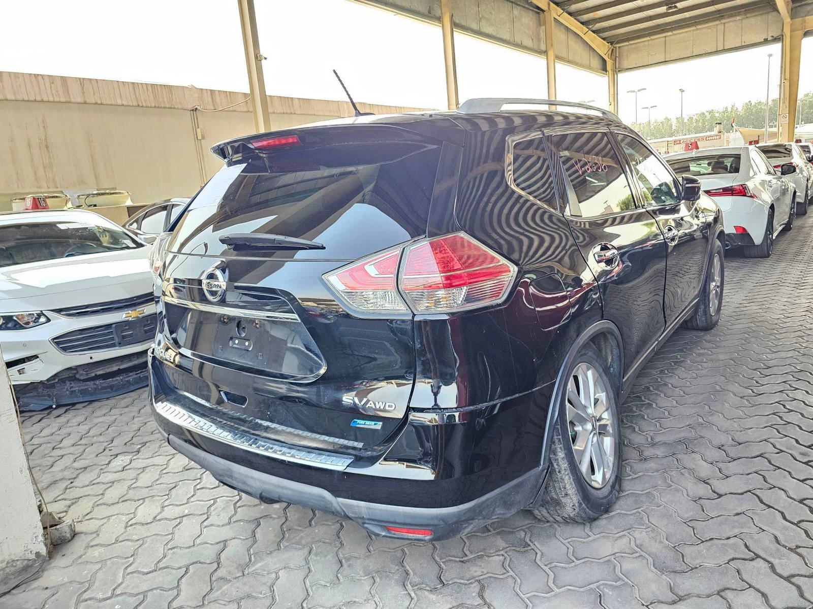 2014 NISSAN ROGUE — 182515 Miles — Lot V7EC812636 — Souq - Marhaba Auctions Used Cars - Image 4