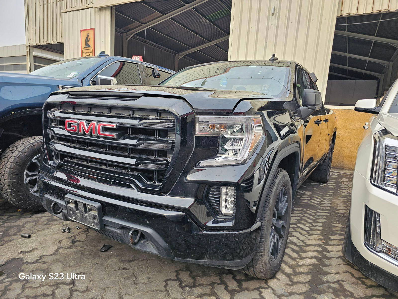 GMC SIERRA 2020 - Marhaba Auction Used Cars - Image 3