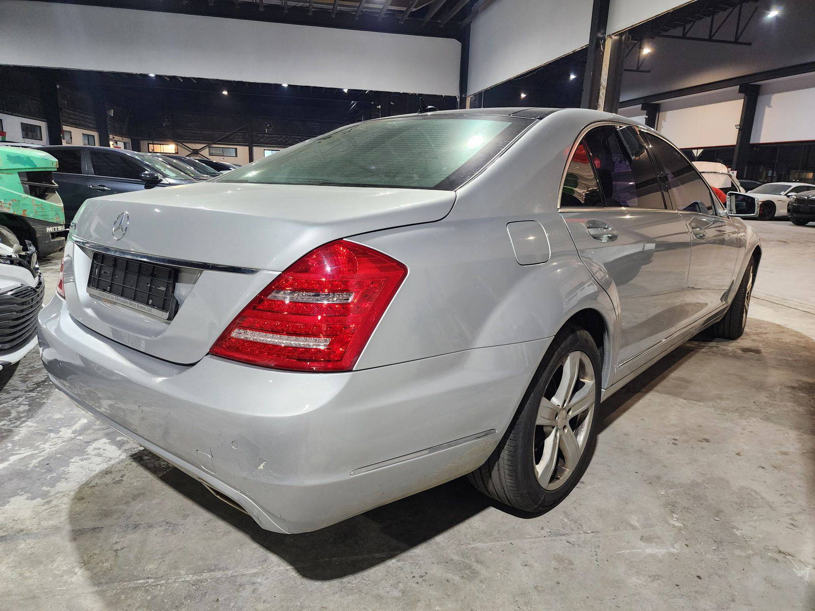 2010 MERCEDES BENZ S350 — 203848 KM — Lot 348310 — Main - Marhaba Auctions Used Cars - Image 6