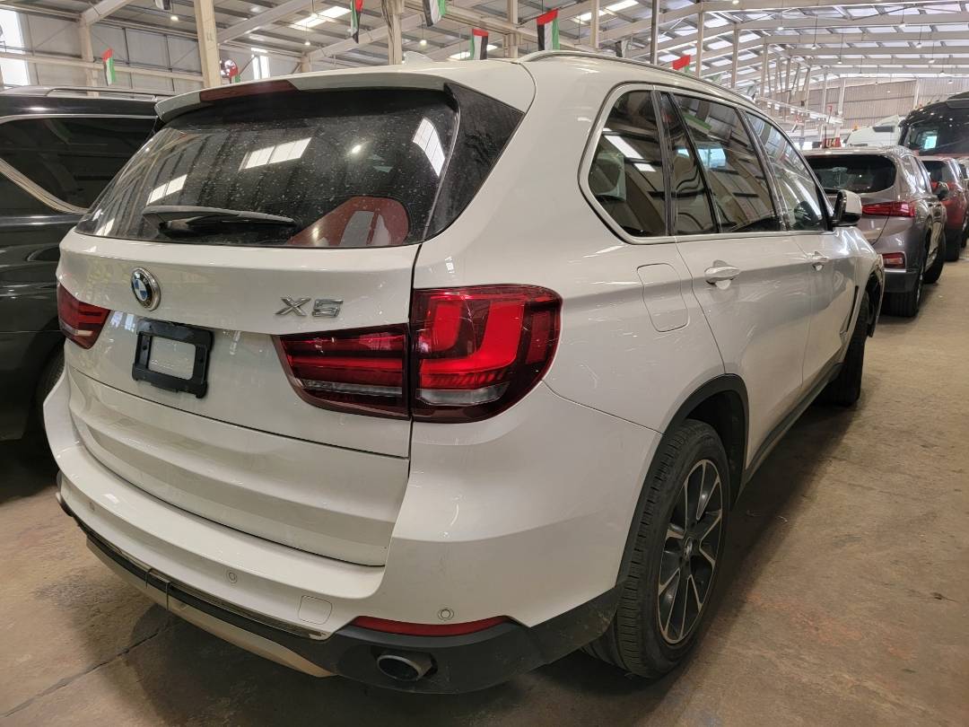 2017 BMW X5 SDRIVE35I — 111130 Miles — Lot 0X04748 — Main - Marhaba Auctions Used Cars - Image 3