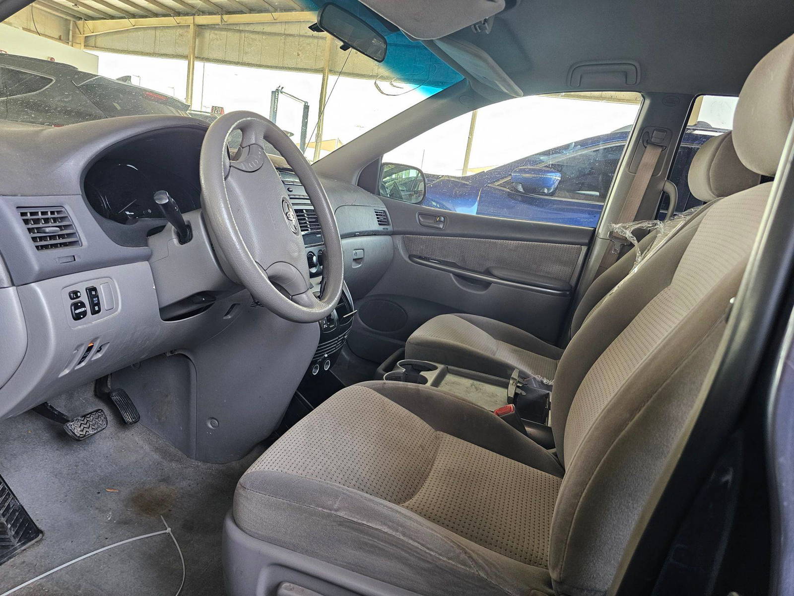 TOYOTA SIENNA 2008 - Marhaba Auction Used Cars - Image 6