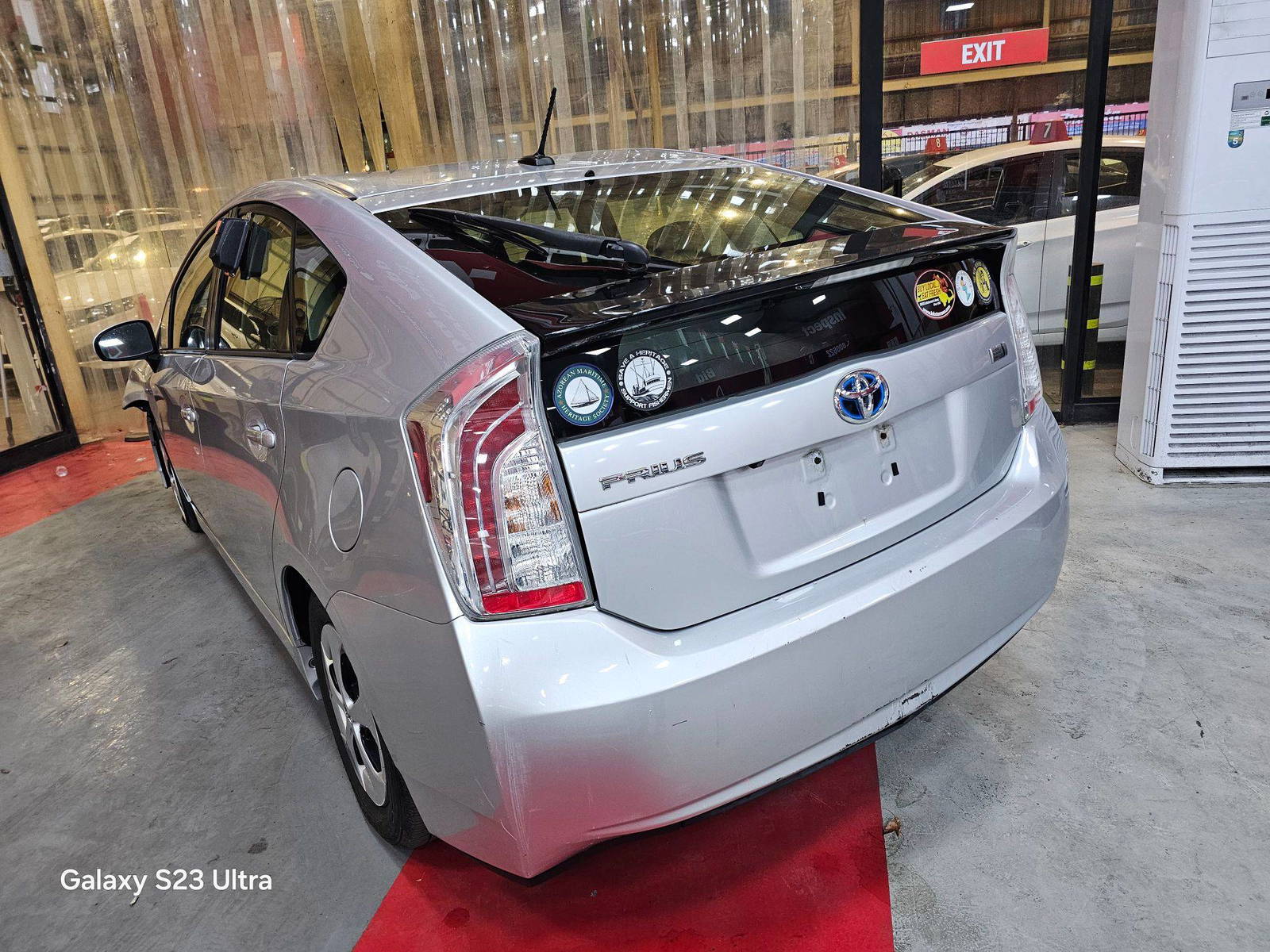 2013 TOYOTA PRIUS — 174650 Miles — Lot 43231404 — Main - Marhaba Auctions Used Cars - Image 3