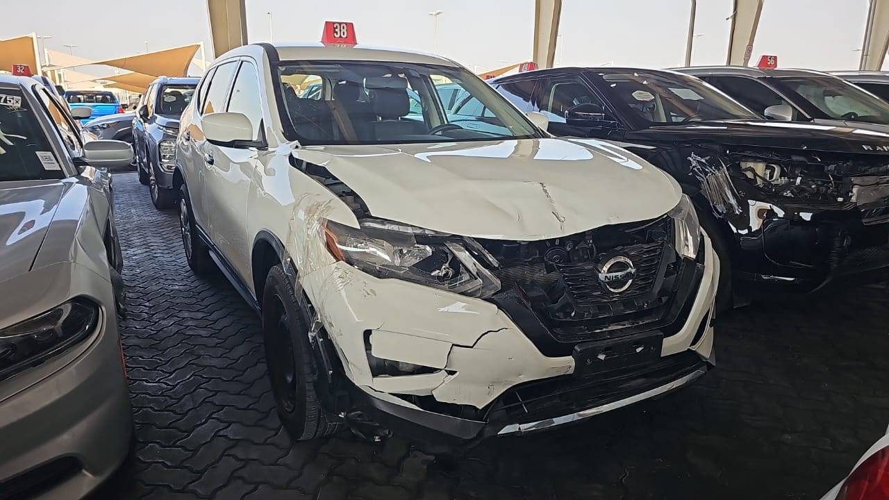 2017 NISSAN ROGUE — 177582 Miles — Lot 4HW013005 — Souq - Marhaba Auctions Used Cars - Image 9